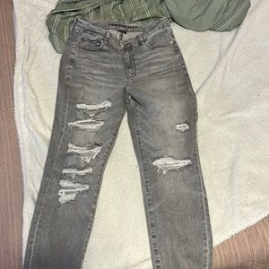 American eagle ,size 12, gray ripped skinny jeans